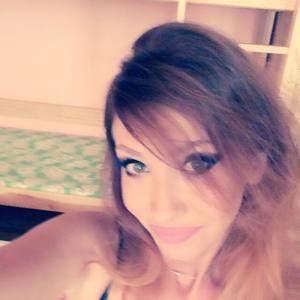 Meet your Posher, Marta